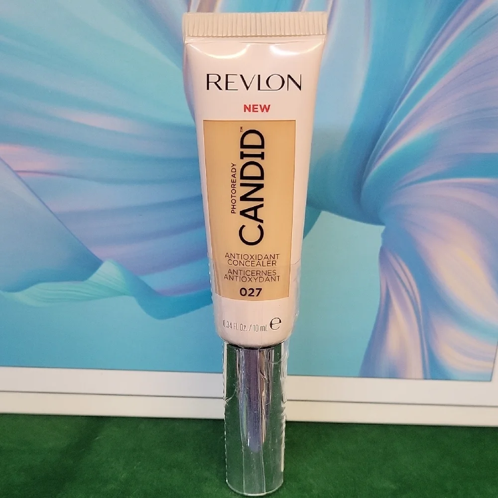 Revlon Candid Concealer 10ml New Sealed Tube 027 Biscuit